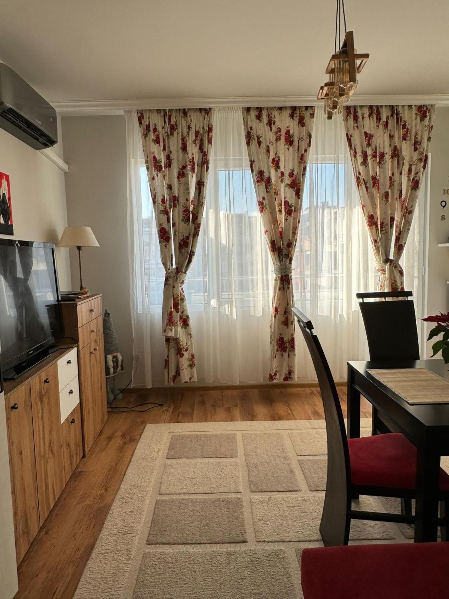 The Master And Margarita Apartment, Майстора И Маргарита, Two Bedroom Apartament Burgas Exterior photo